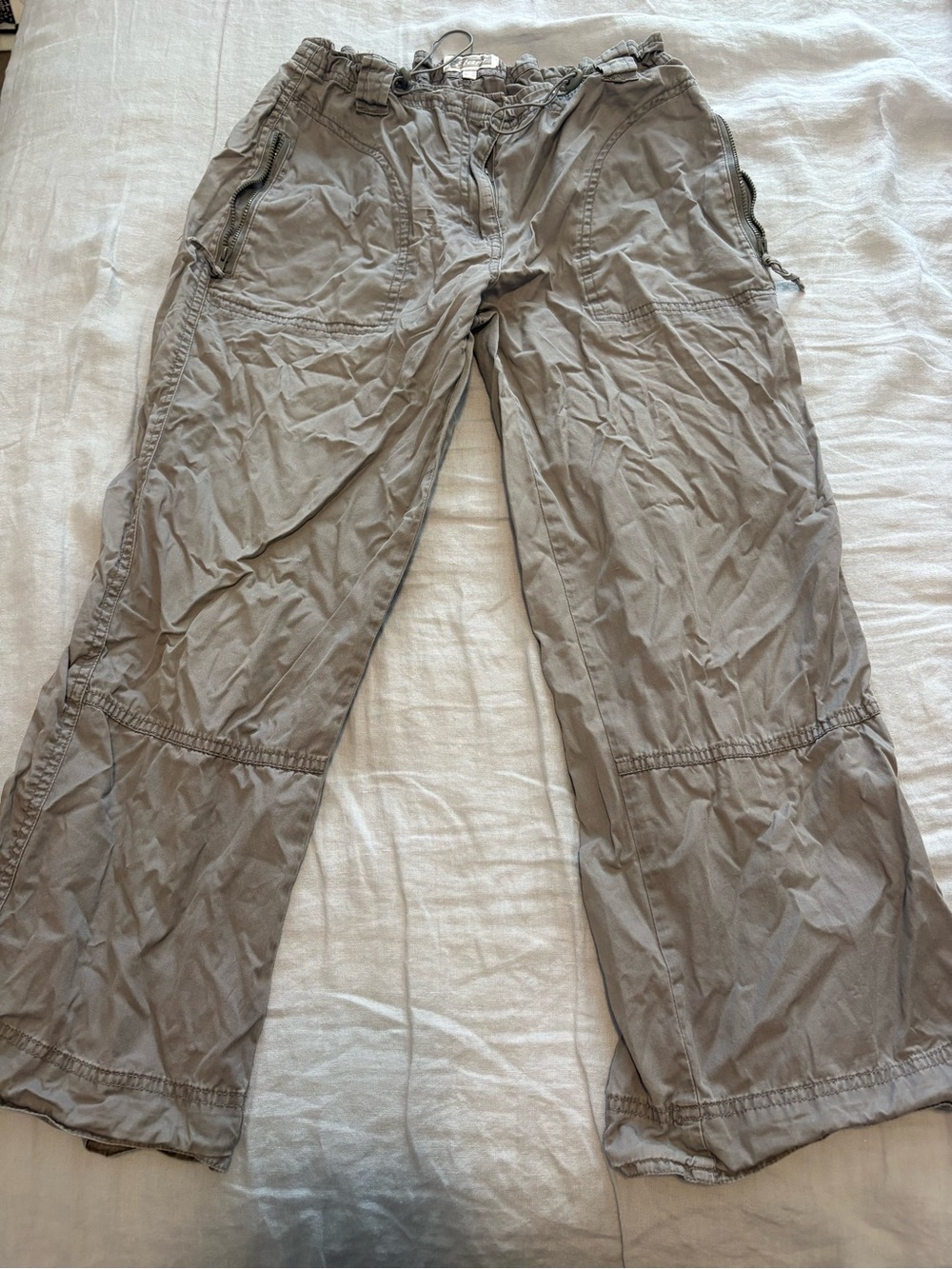 Vintage Etam Light Gray Cargo Low Rise Pants with Drawstring Toggle Waist